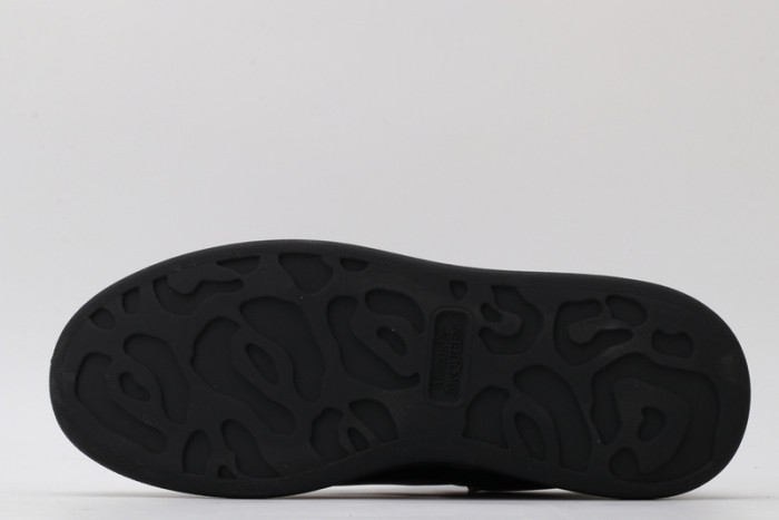 Mcqv*en oversized sneaker