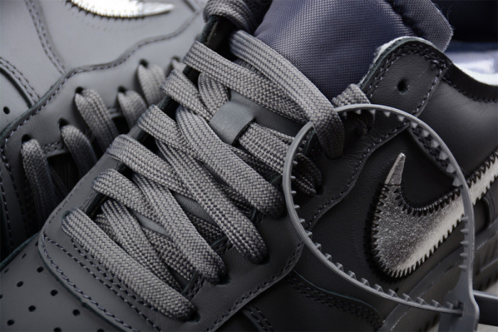 OFF-White x Air Force 1 Low “Ghost Grey” DX1419-500