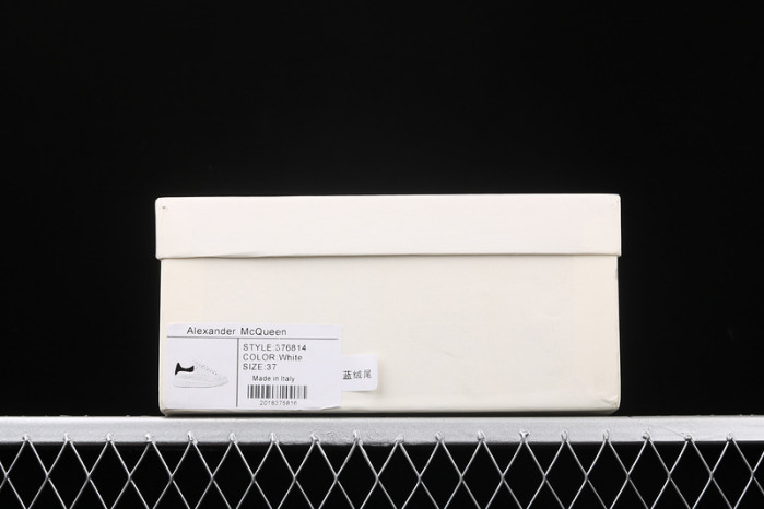 Mcqv*en oversized sneaker