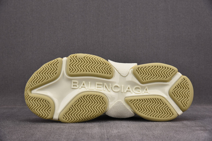 blc* x G*u*i1 triple s trainer