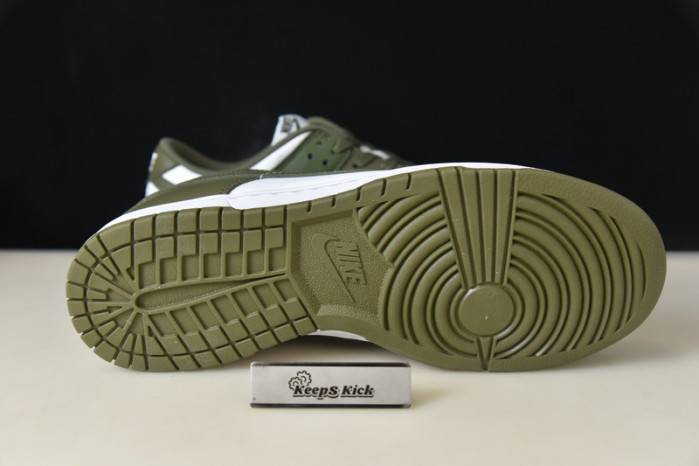 nike dunk low “medium olive” dd1503-120