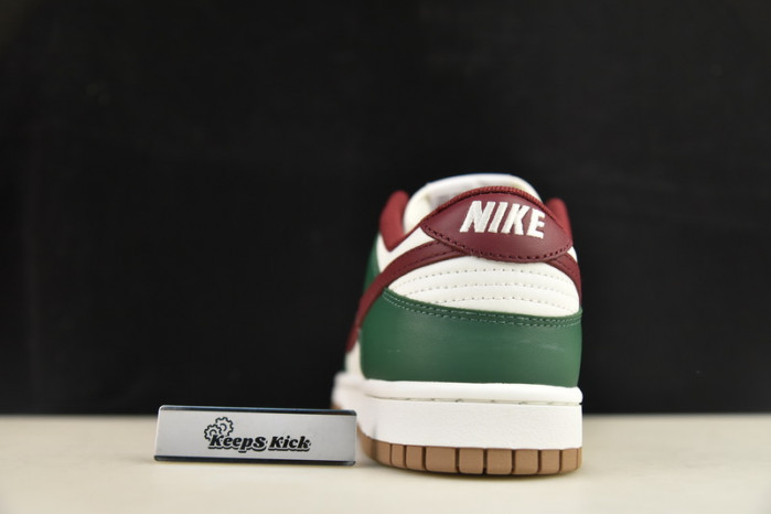 nike dunk low gorge green fb7160-161