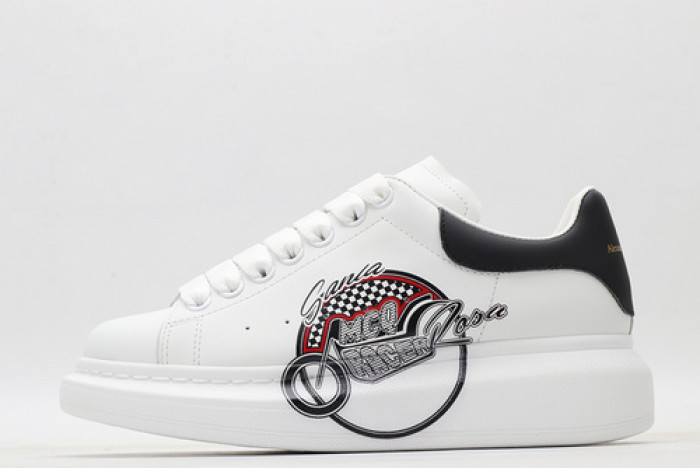 Mcqv*en oversized sneaker