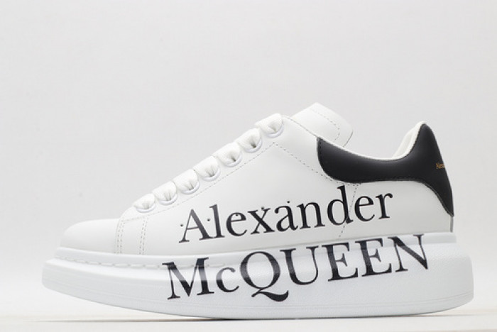 Mcqv*en oversized sneaker