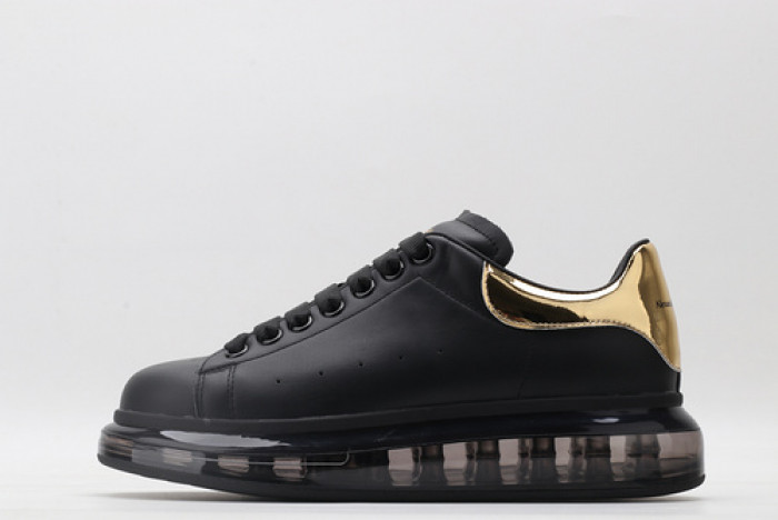 Mcqv*en oversized sneaker